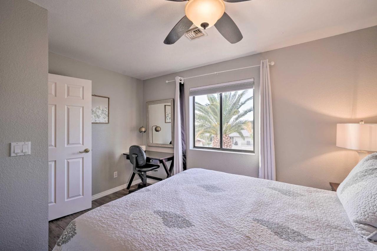 Lake Havasu Oasis With Lake View, 1 Mi To Beach! Lake Havasu City Eksteriør bilde