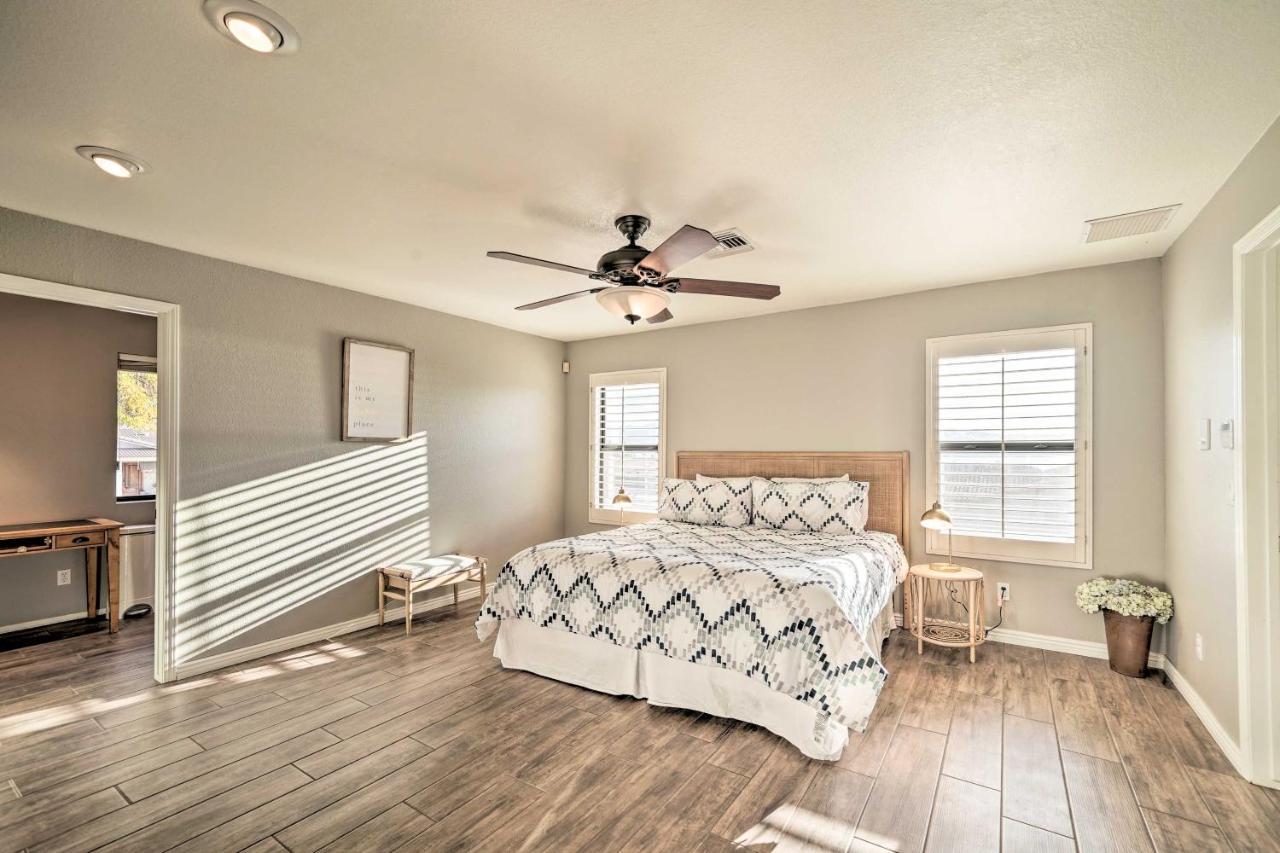 Lake Havasu Oasis With Lake View, 1 Mi To Beach! Lake Havasu City Eksteriør bilde